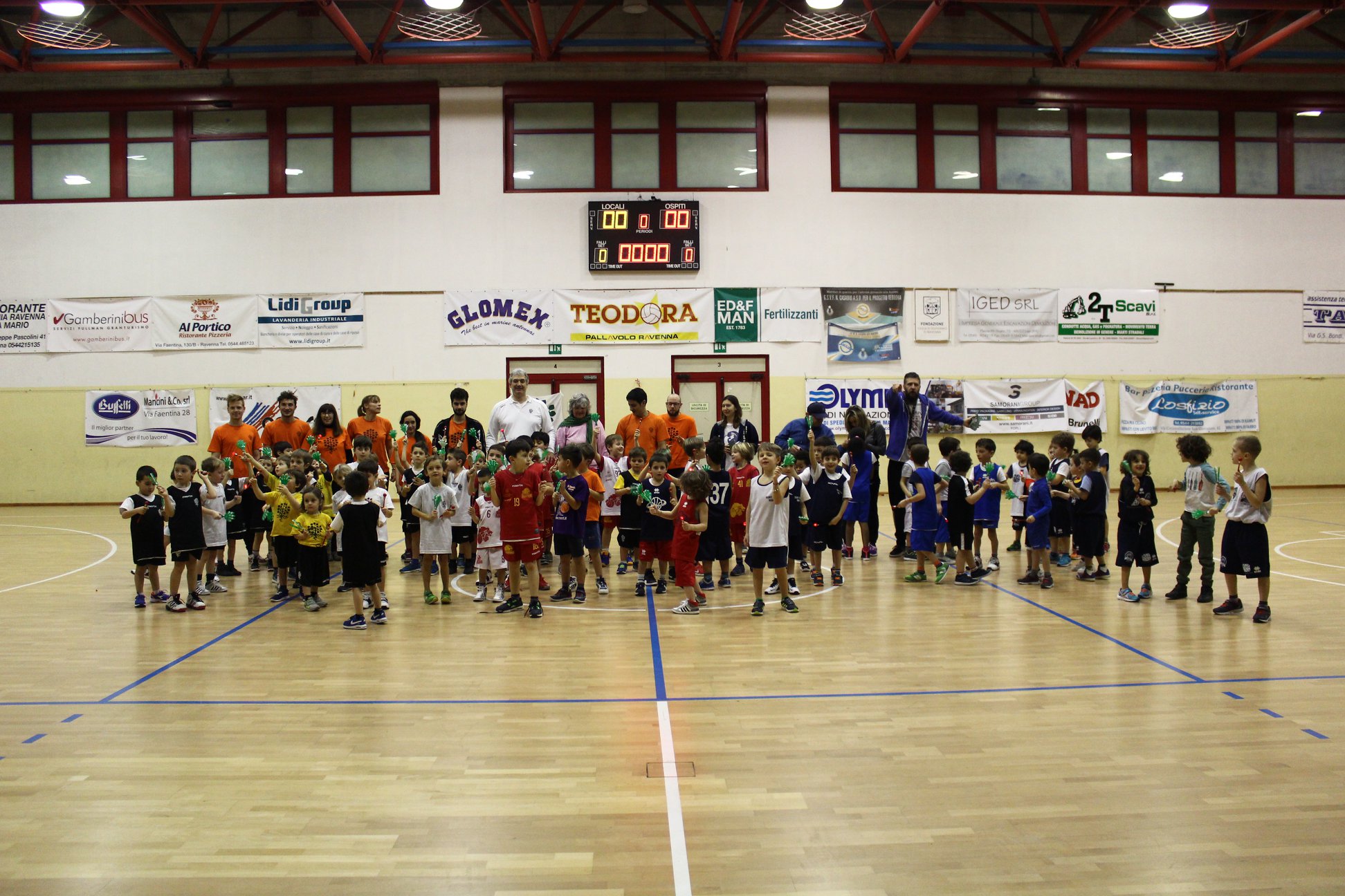 I piccoli del basket protagonisti alla Palestra Mattioli: grande successo per la nostra festa “Pulcini e Paperine”